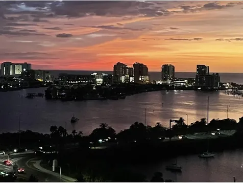 31 Island Way Clearwater Beach FL 33767