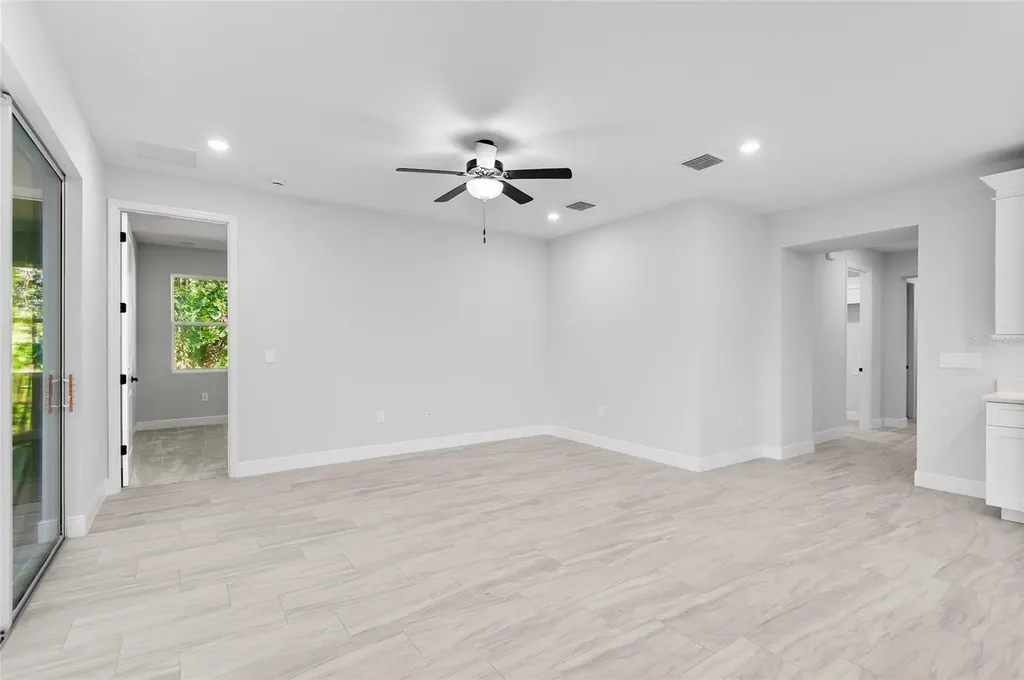 371 Miller Road Sanford FL 32773