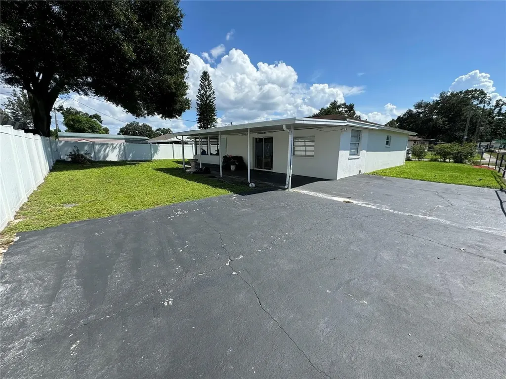 7102 Reindeer Road Tampa FL 33619