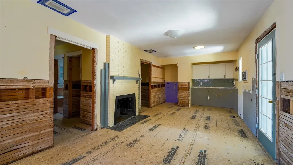 132 Harrison Drive Sarasota FL 34236