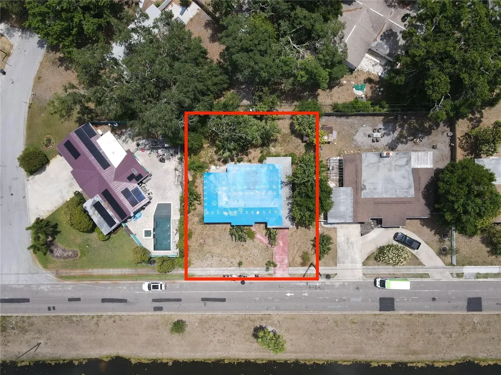 6715 16th Street N St Petersburg FL 33702