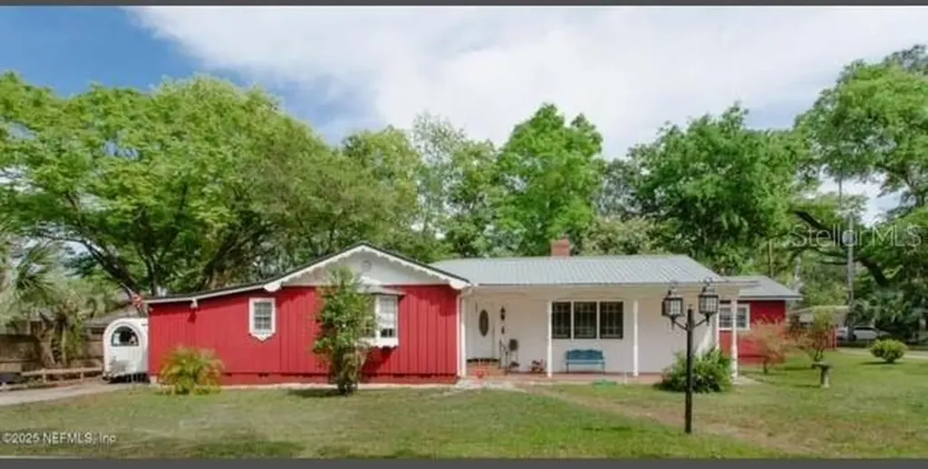 425 S 19th Street Palatka FL 32177