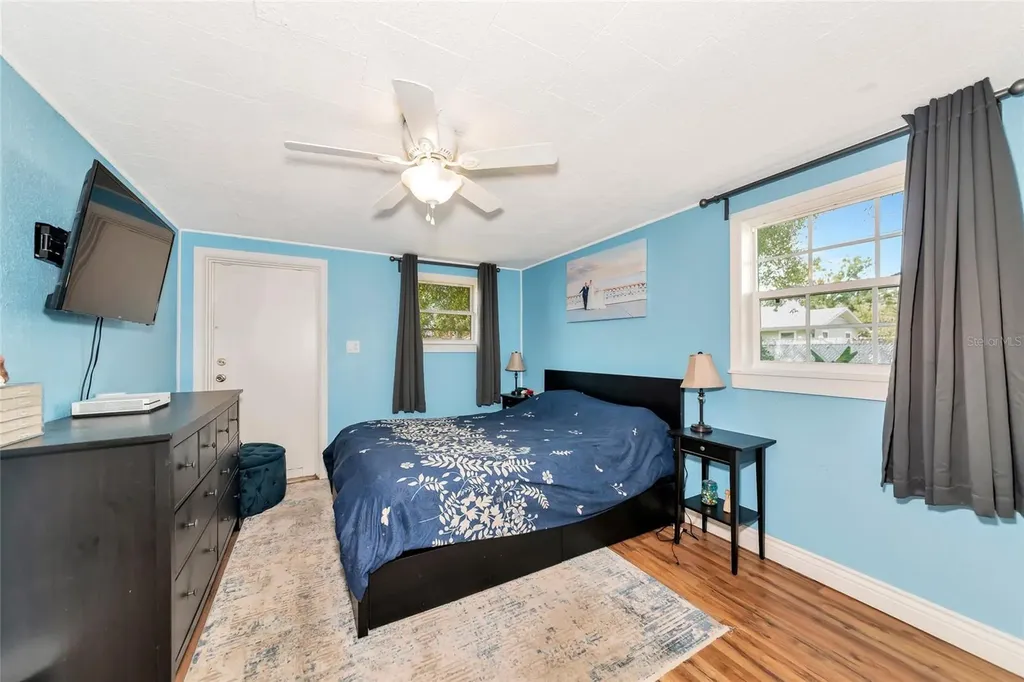 2004 19th Street W Bradenton FL 34205