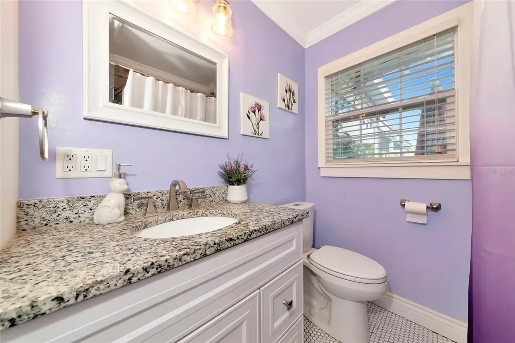 2004 19th Street W Bradenton FL 34205