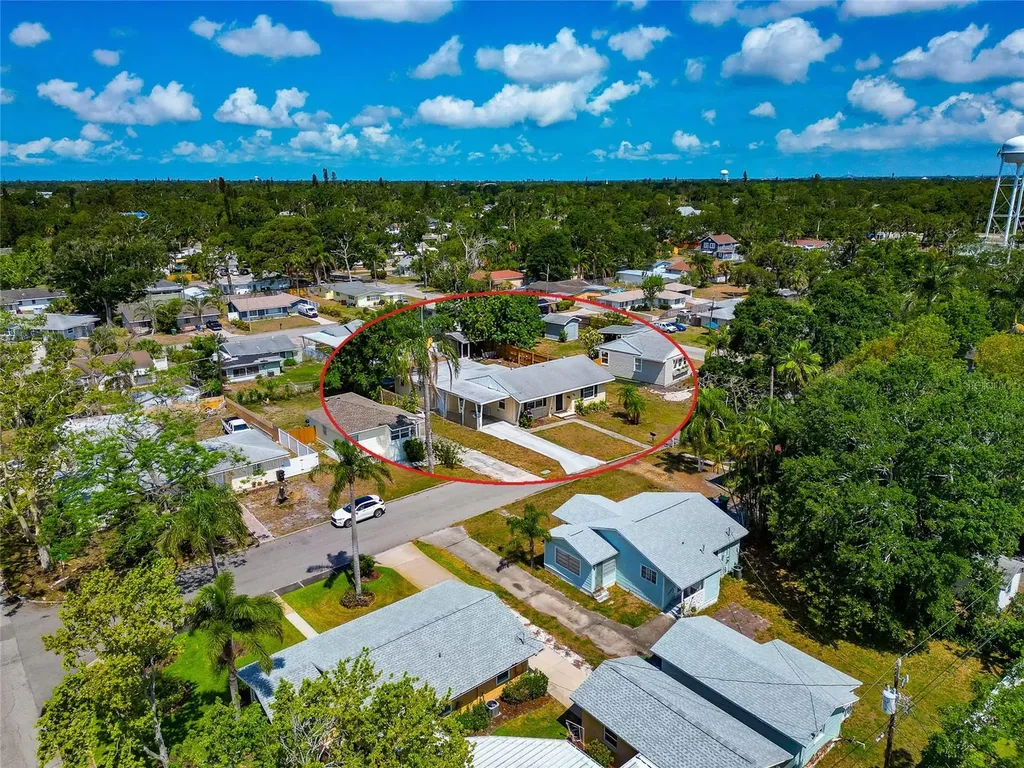 2004 19th Street W Bradenton FL 34205