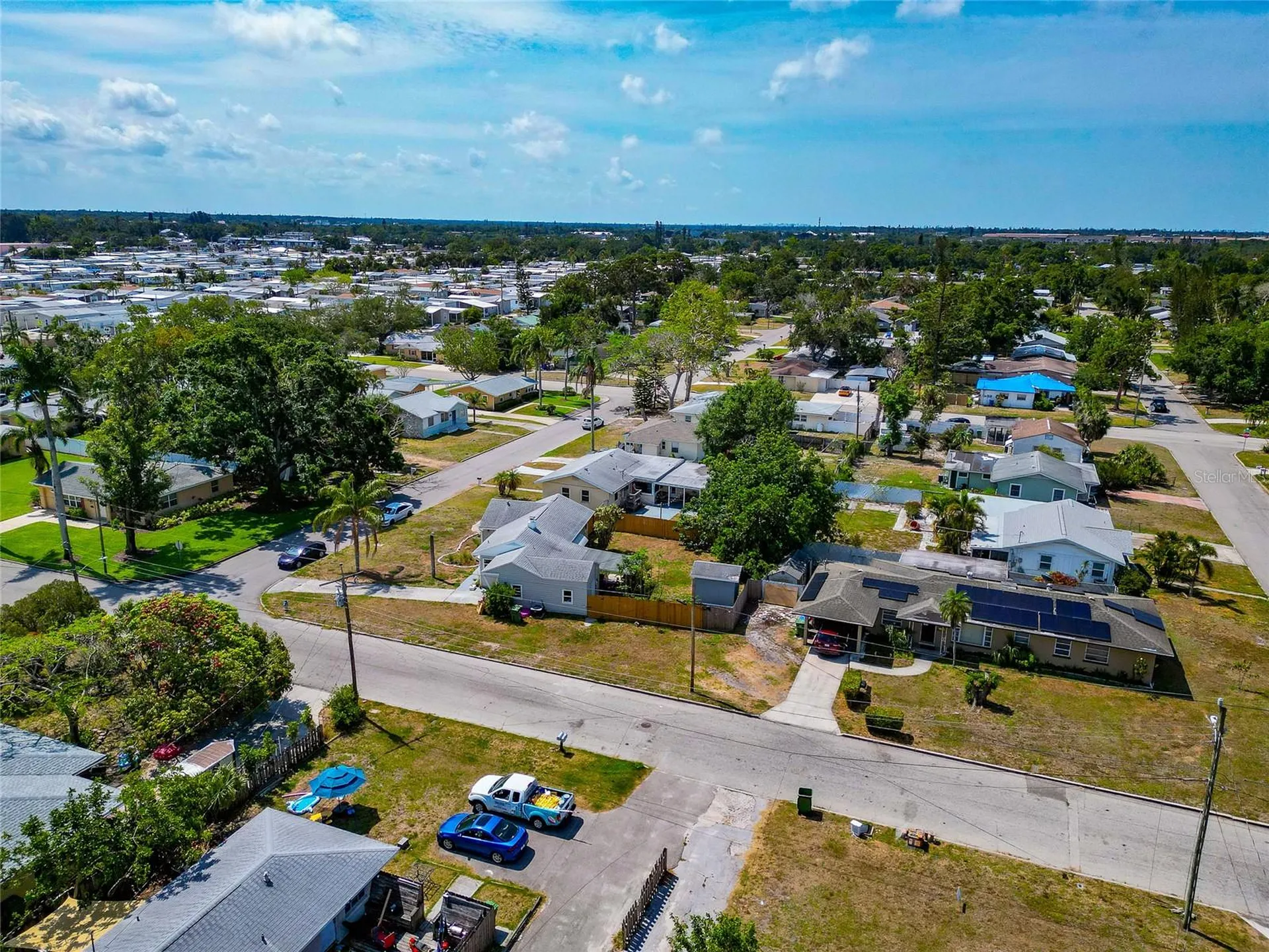 2004 19th Street W Bradenton FL 34205
