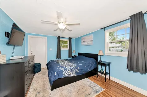 2004 19th Street W Bradenton FL 34205
