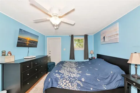 2004 19th Street W Bradenton FL 34205