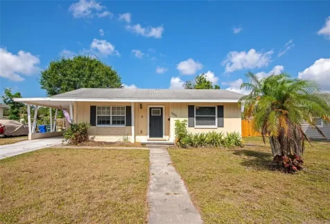 2004 19th Street W Bradenton FL 34205