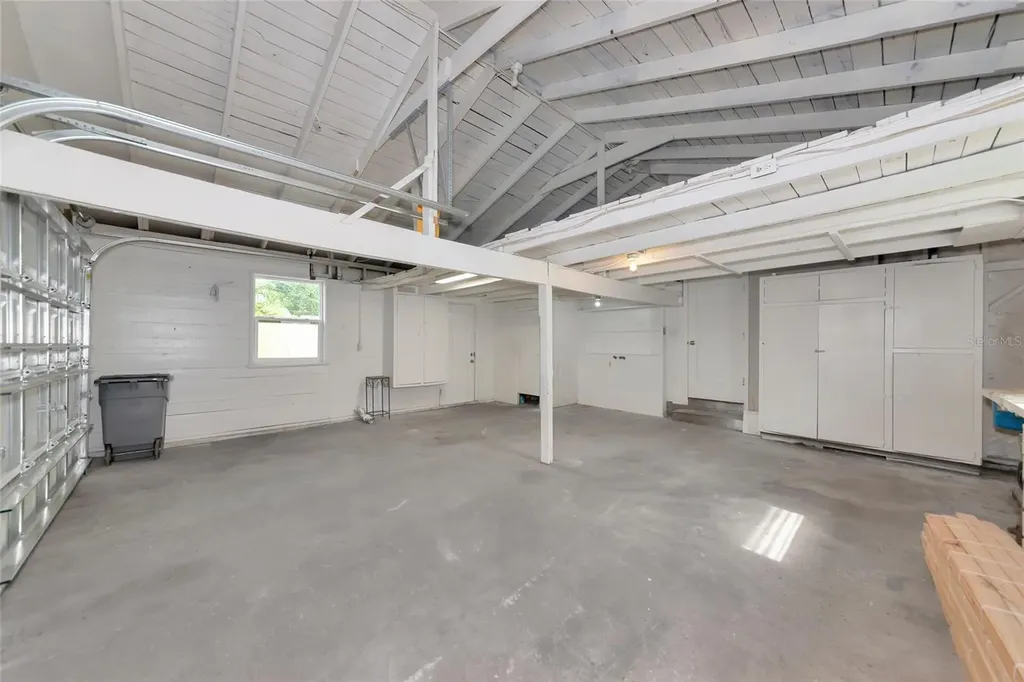 2620 8th Avenue N St Petersburg FL 33713