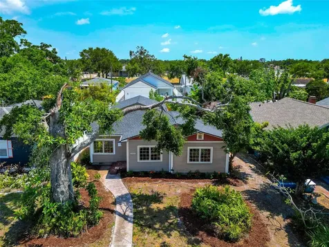 2620 8th Avenue N St Petersburg FL 33713