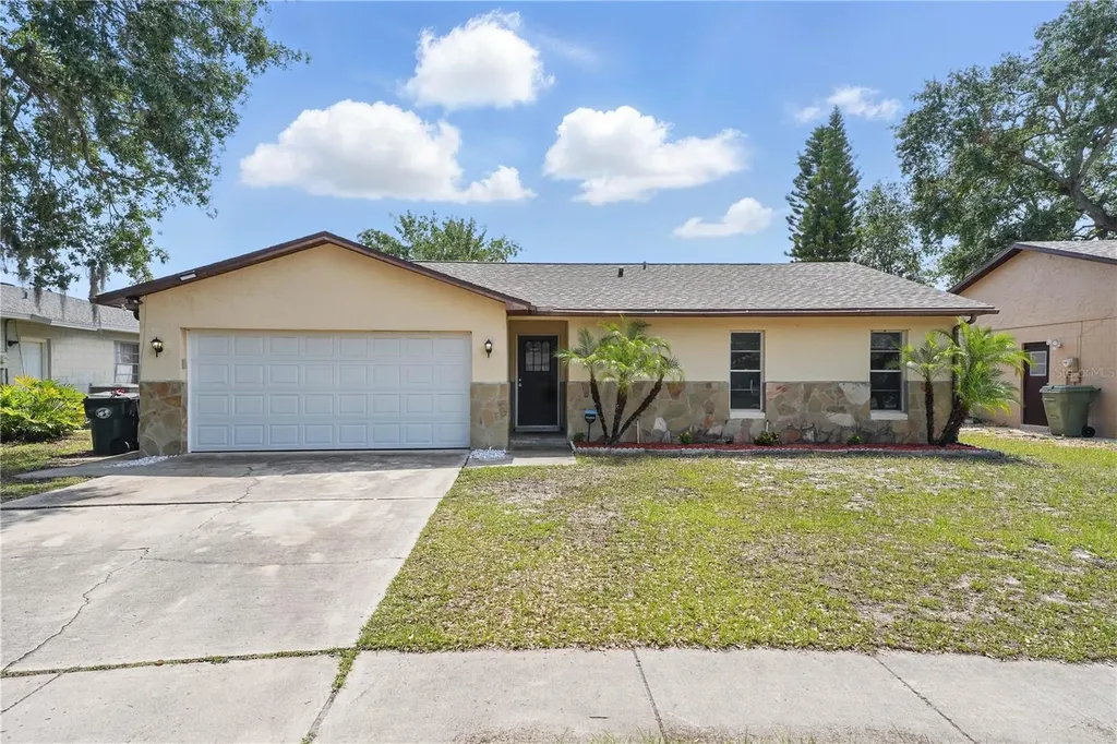2527 Christine Drive Kissimmee FL 34744