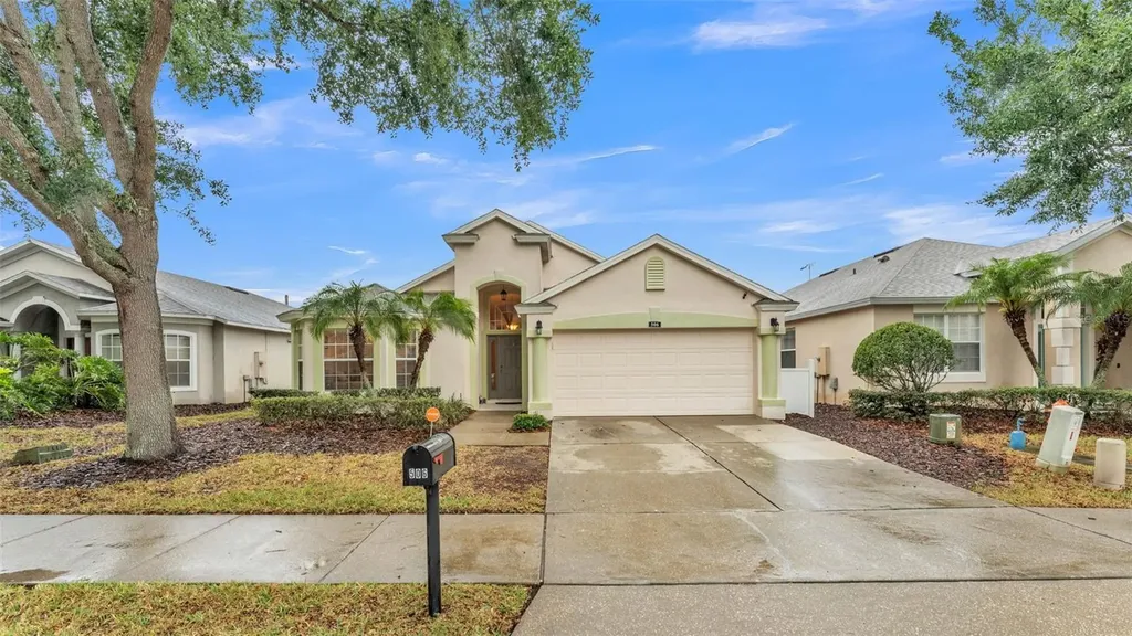 506 Henley Circle Davenport FL 33896