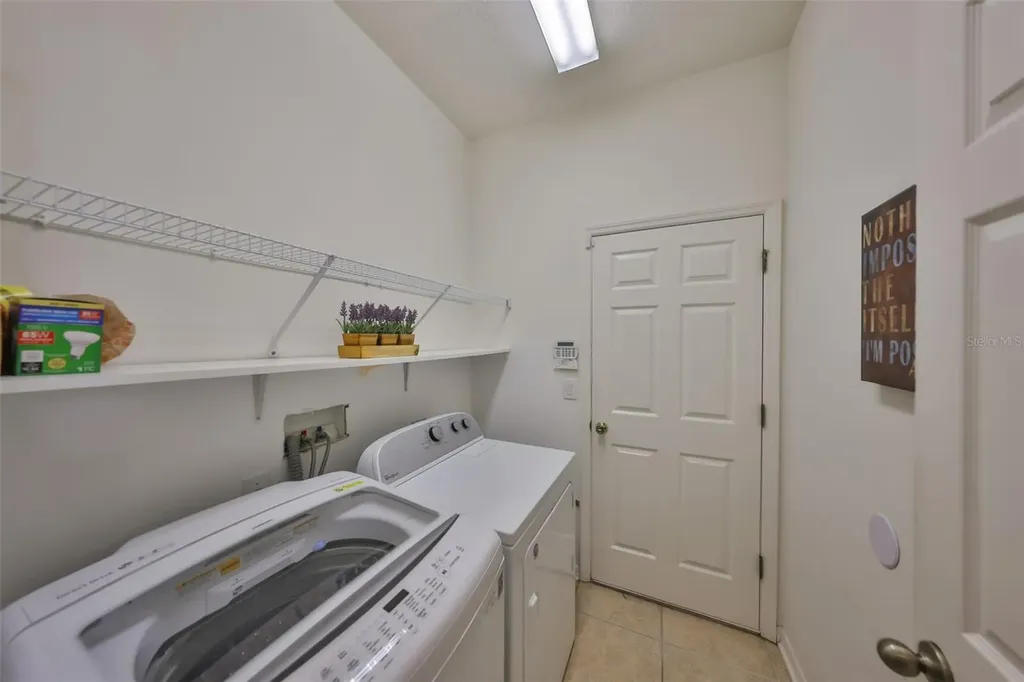 11408 Coventry Grove Circle Lithia FL 33547