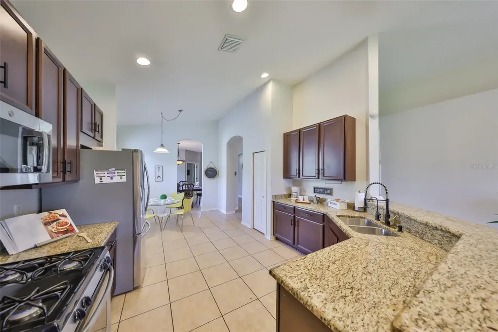11408 Coventry Grove Circle Lithia FL 33547