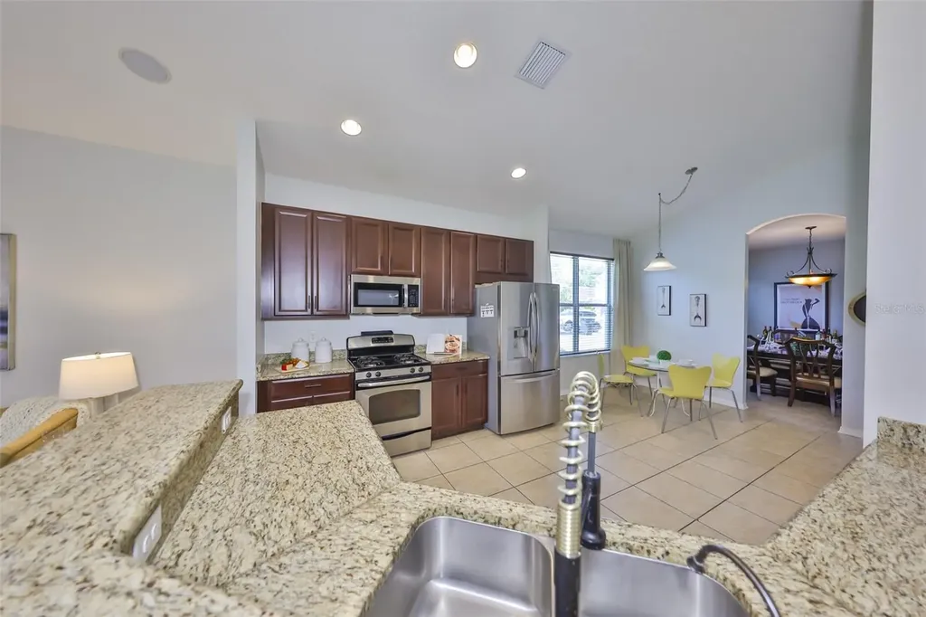 11408 Coventry Grove Circle Lithia FL 33547