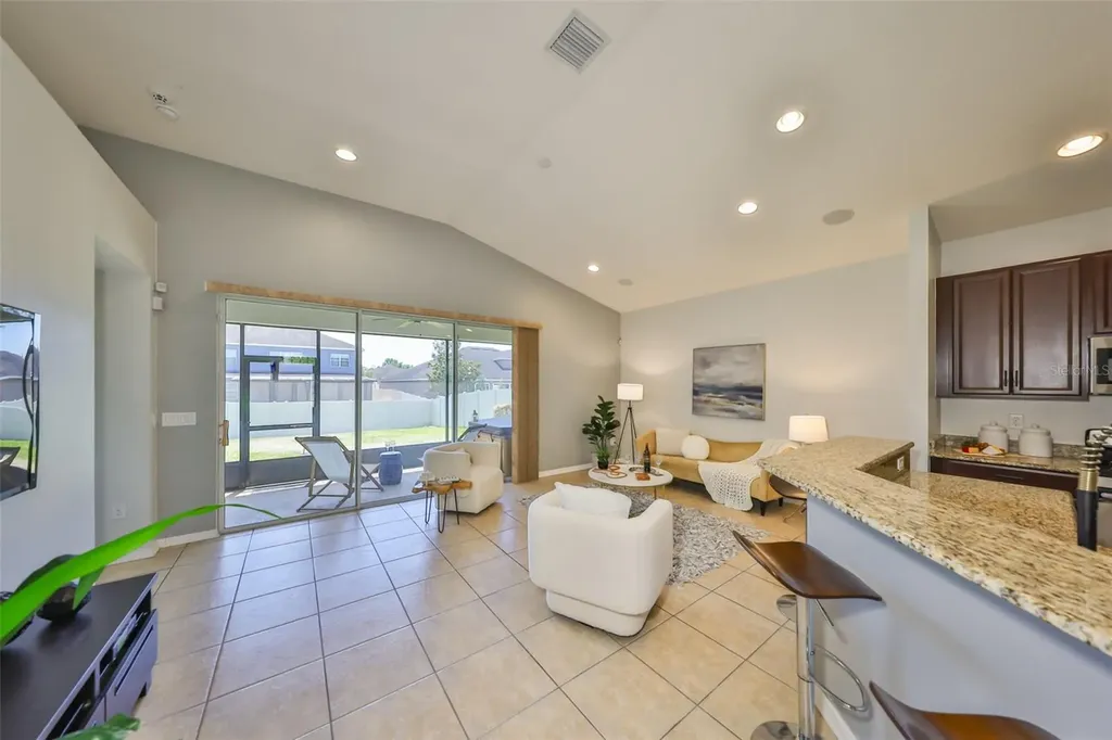11408 Coventry Grove Circle Lithia FL 33547