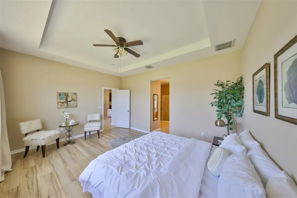 11408 Coventry Grove Circle Lithia FL 33547