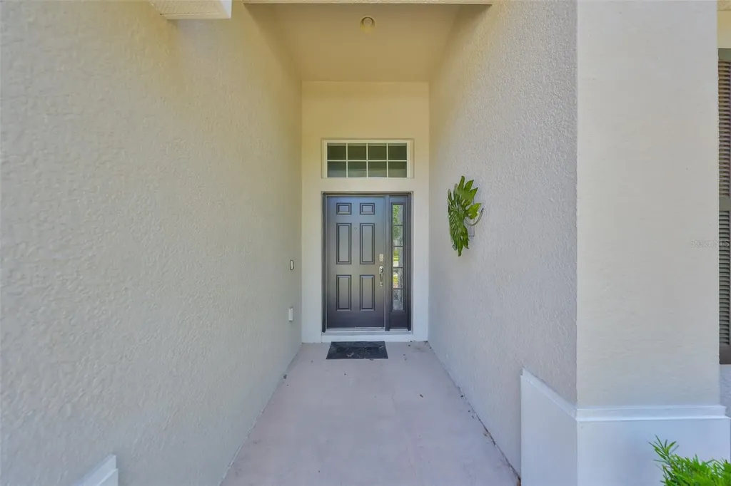 11408 Coventry Grove Circle Lithia FL 33547