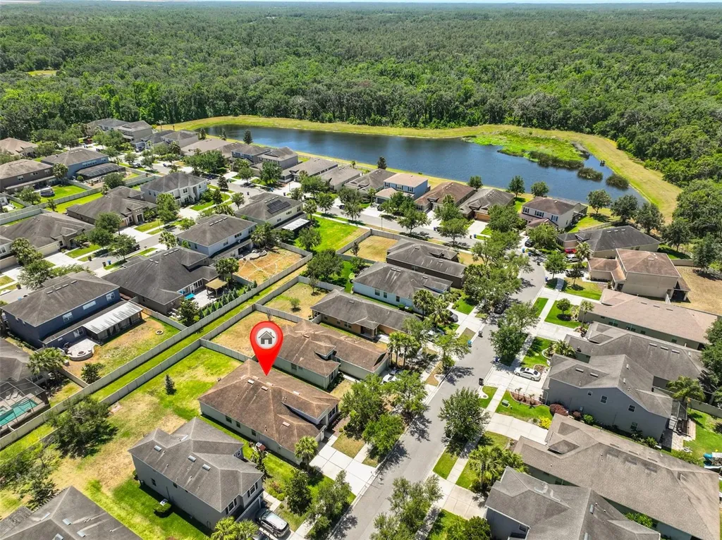 11408 Coventry Grove Circle Lithia FL 33547