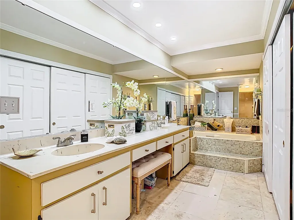 5852 Medinah Way Orlando FL 32819