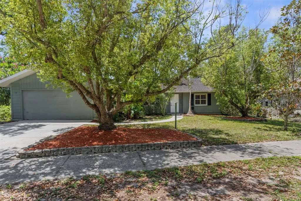 3668 Pond View Lane Sarasota FL 34235