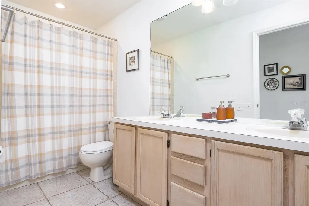 254 Oak Park Place Casselberry FL 32707