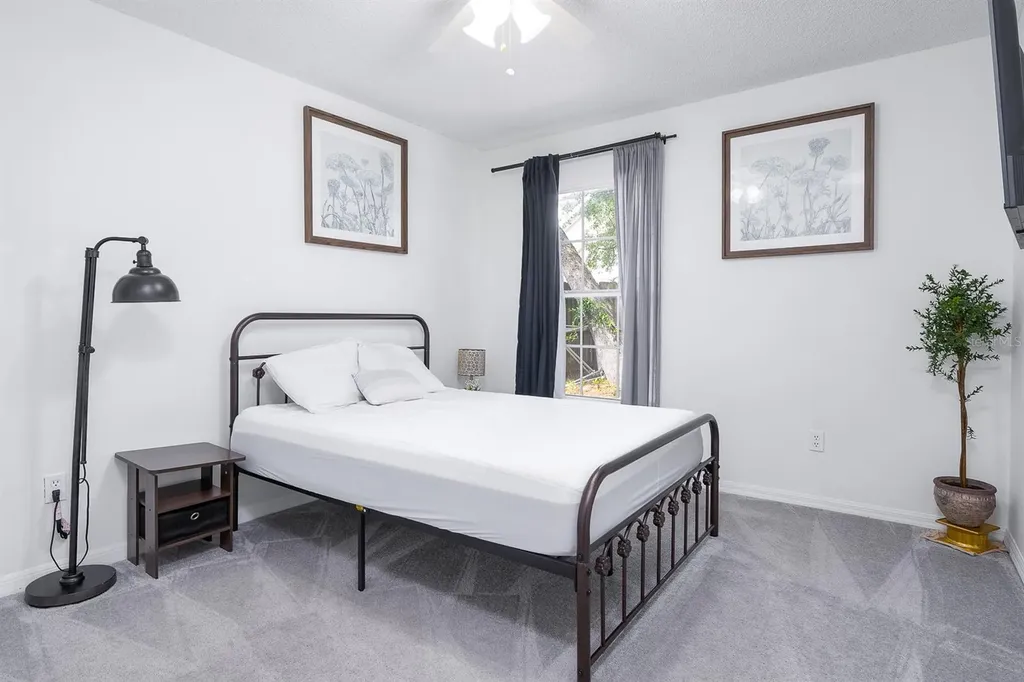 254 Oak Park Place Casselberry FL 32707