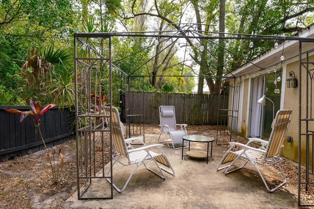 254 Oak Park Place Casselberry FL 32707