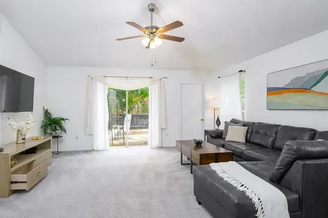 254 Oak Park Place Casselberry FL 32707