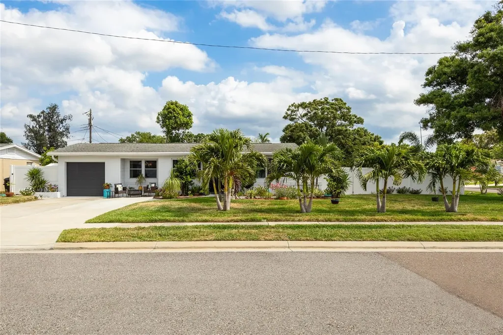 4601 83rd Avenue N Pinellas Park FL 33781