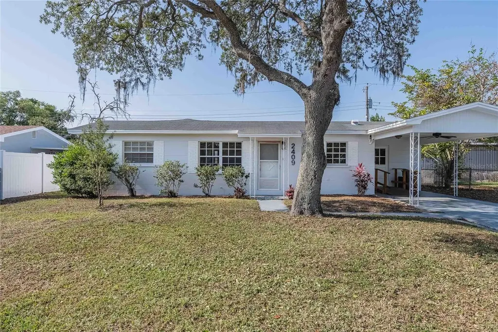 2409 E Civitan Avenue Lakeland FL 33801