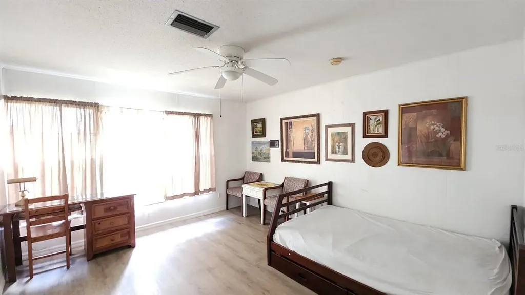 2405 Neptune Road Kissimmee FL 34744