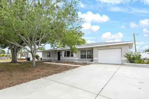 4558 23rd Avenue N St Petersburg FL 33713