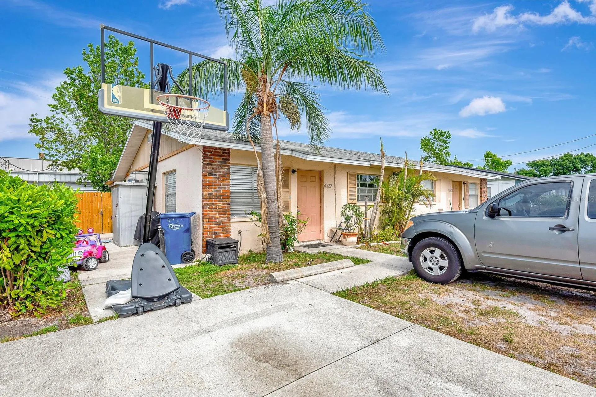 6520/6522 12th Street W Bradenton FL 34207