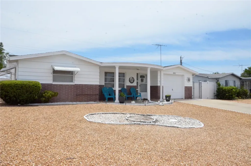 4922 Genesis Avenue Holiday FL 34690