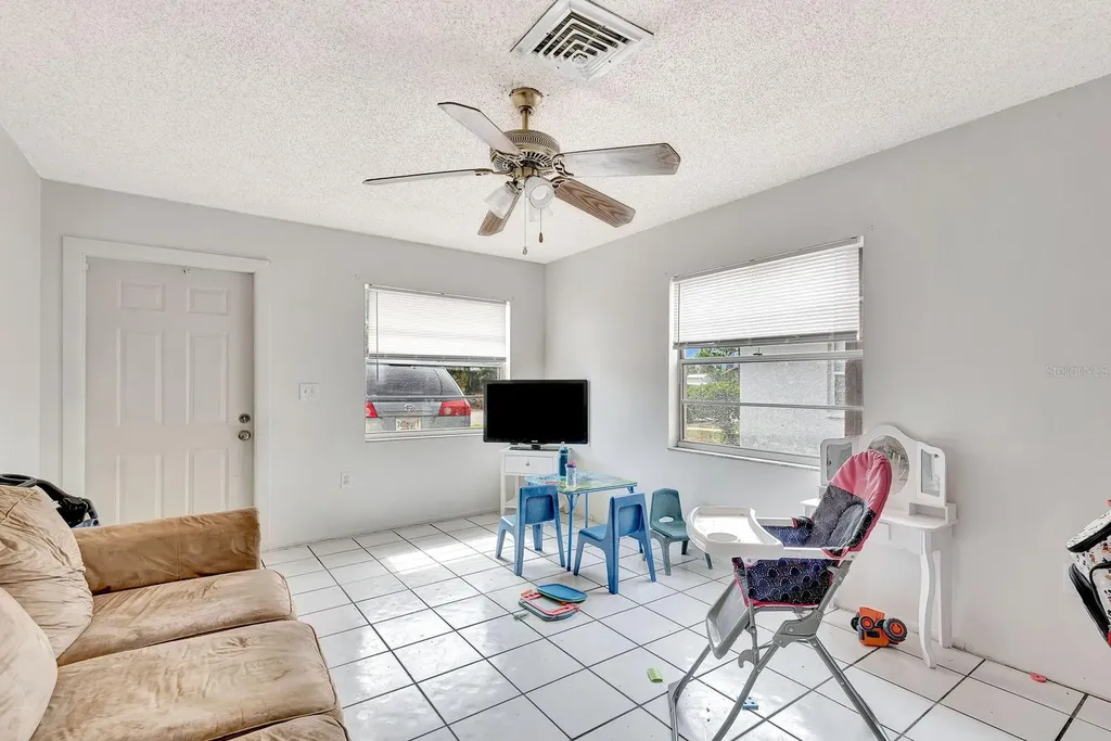 6524/6526 12th Street W Bradenton FL 34207