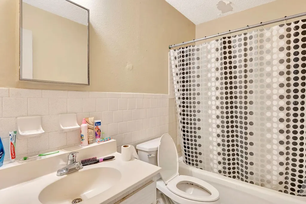 6524/6526 12th Street W Bradenton FL 34207