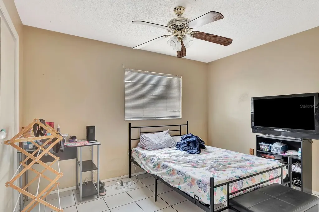 6524/6526 12th Street W Bradenton FL 34207
