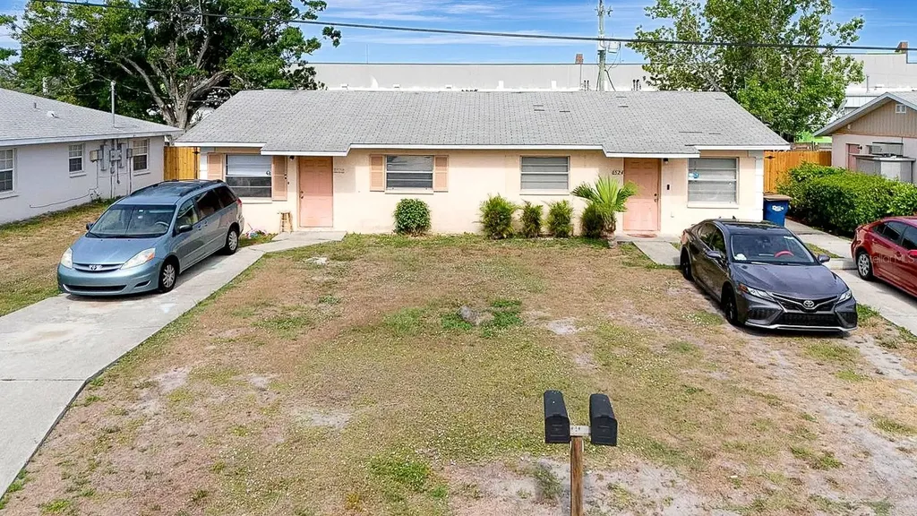 6524/6526 12th Street W Bradenton FL 34207