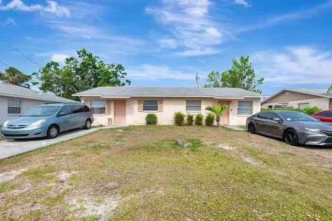 6524/6526 12th Street W Bradenton FL 34207