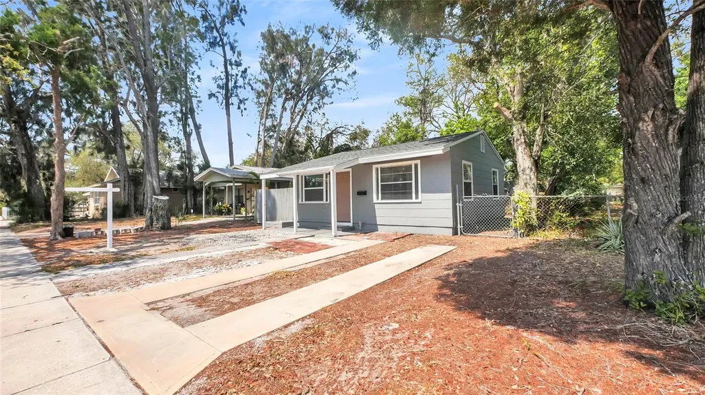 1711 45th Street S St Petersburg FL 33711