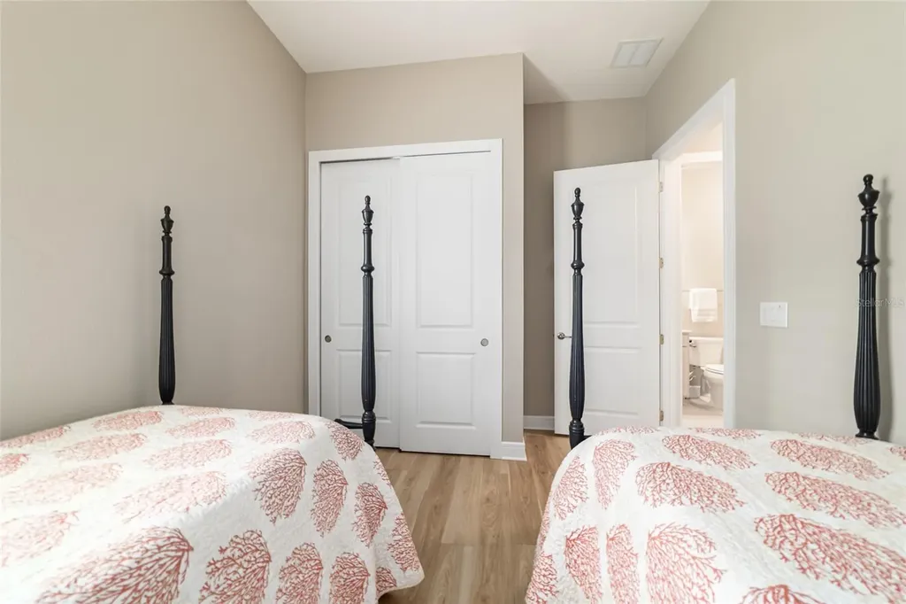 8606 SW 61st Loop Ocala FL 34481