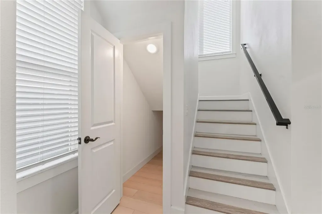 4911 N Nebraska Avenue Tampa FL 33603