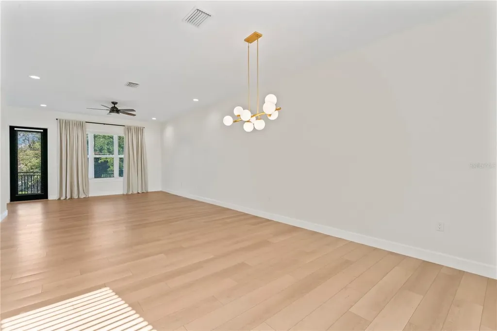 4911 N Nebraska Avenue Tampa FL 33603