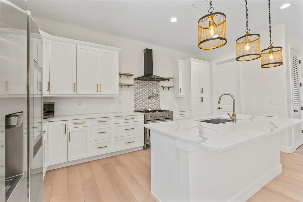 4911 N Nebraska Avenue Tampa FL 33603