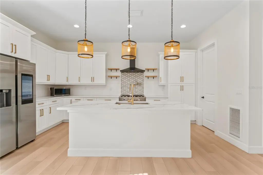 4911 N Nebraska Avenue Tampa FL 33603