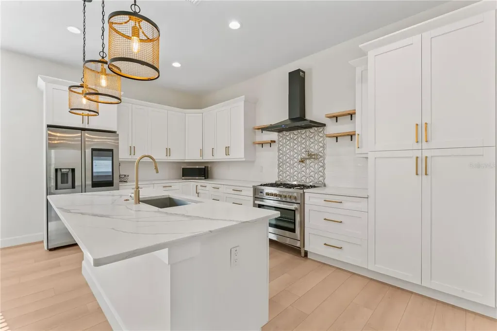 4911 N Nebraska Avenue Tampa FL 33603