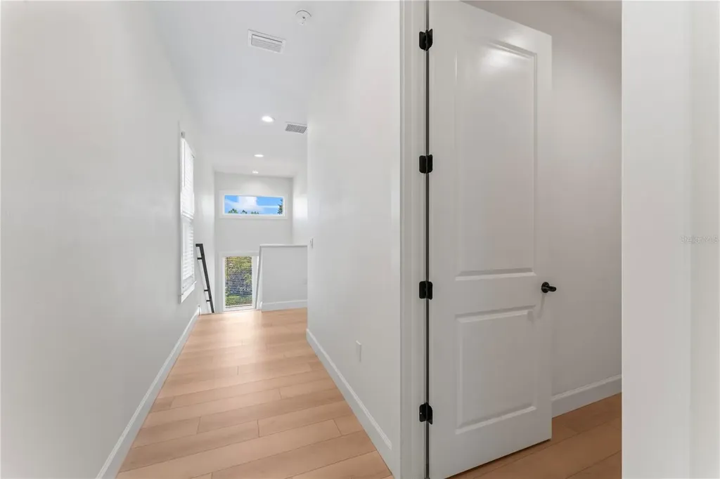 4911 N Nebraska Avenue Tampa FL 33603