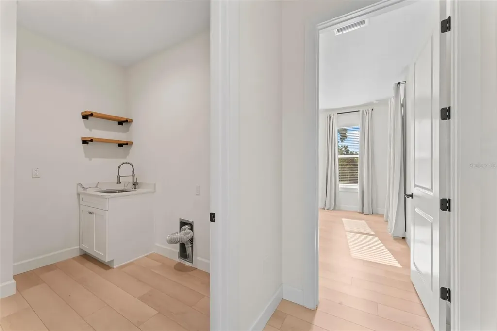 4911 N Nebraska Avenue Tampa FL 33603